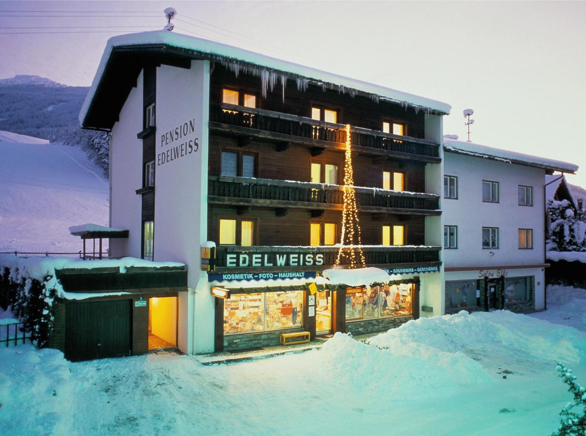 Gaestehaus Pension Edelweiss Kolsass Ngoại thất bức ảnh