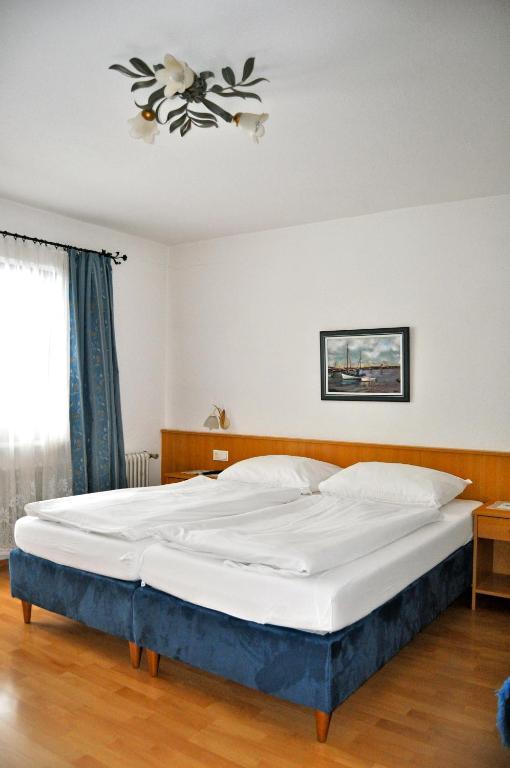 Gaestehaus Pension Edelweiss Kolsass Phòng bức ảnh