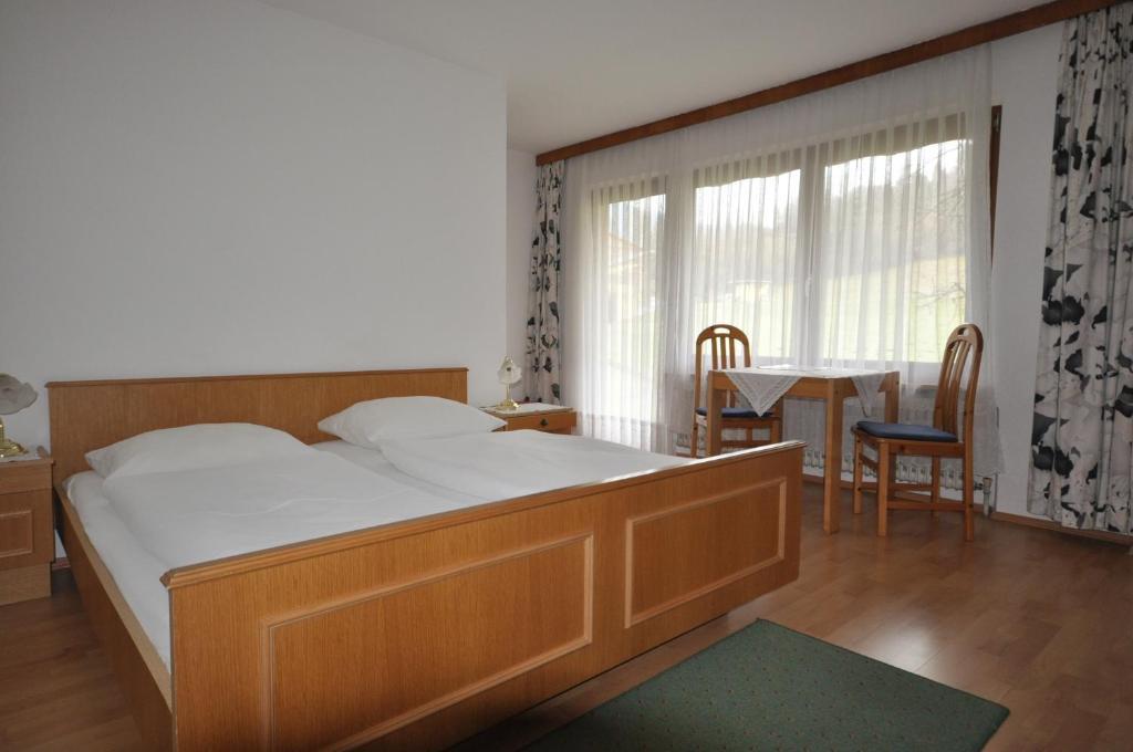 Gaestehaus Pension Edelweiss Kolsass Ngoại thất bức ảnh